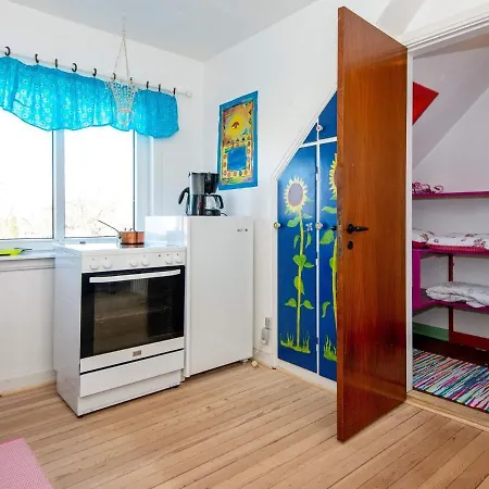 4 Person In Appartement *