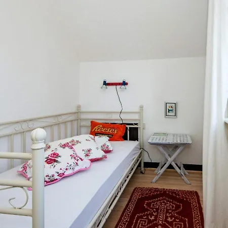 4 Person In Apartment Gredstedbro